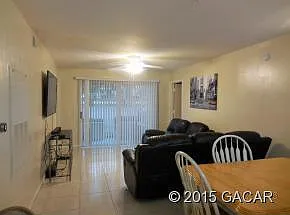 3921 SW 34th St — Photo 4