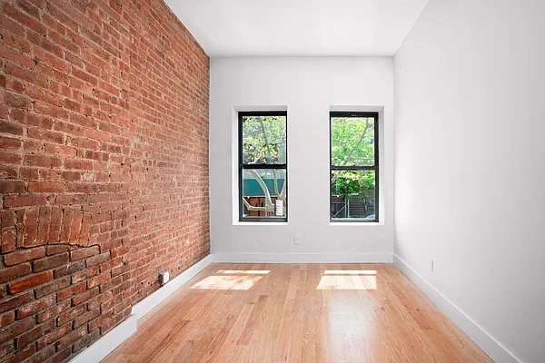 Rented by Bohemia Realty Group | media 2