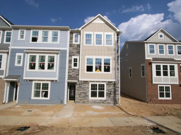 2913 Richardson Rd, Apex, NC 27502
