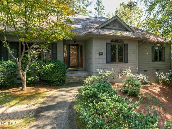 33 Abington Drive, Pinehurst, NC 28374