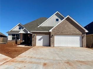 2312 Sugar Sands Rd, Yukon, OK 73099