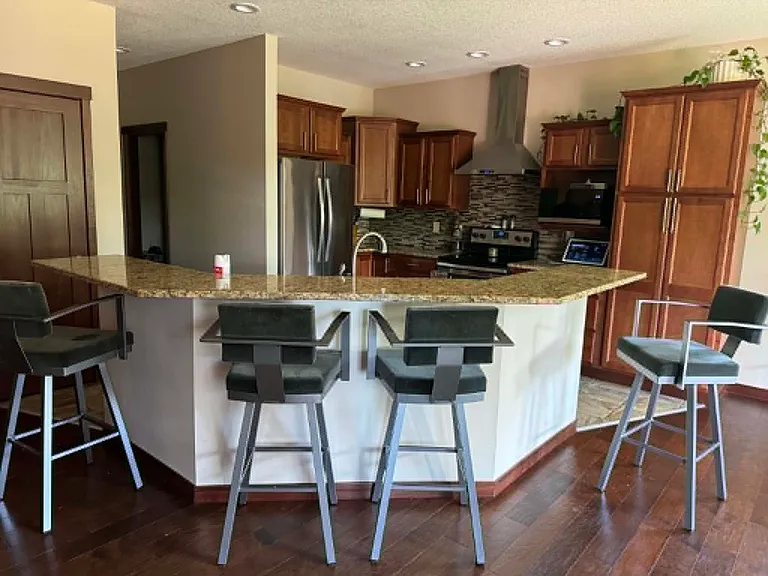 515 Majestic Oak Ct — Photo 3