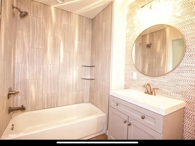 821 Hale St — Photo 16