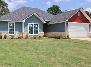 1318 Frankie Ln, Longview, TX 75604