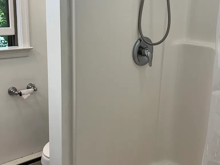 2nd fl bath