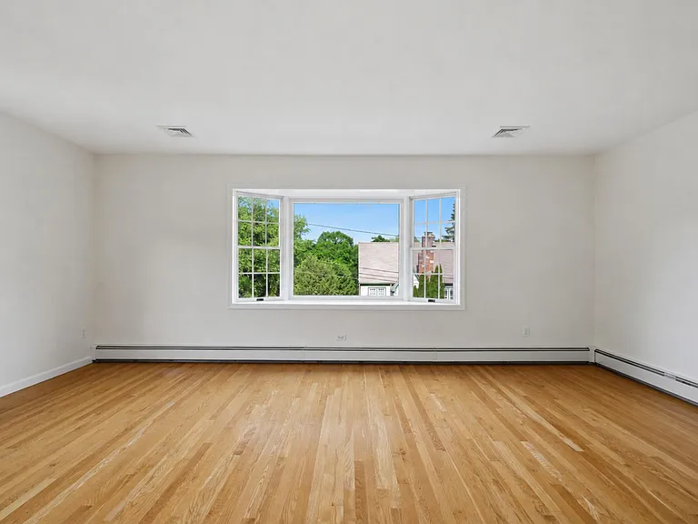 53 Prince St — Photo 4