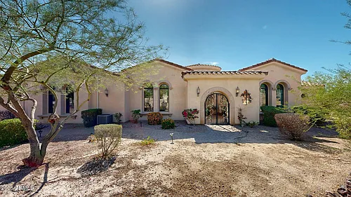 8724 E Regina Cir Photo 1
