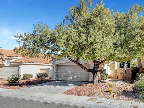3rd image of 1428 Desert Hills Dr