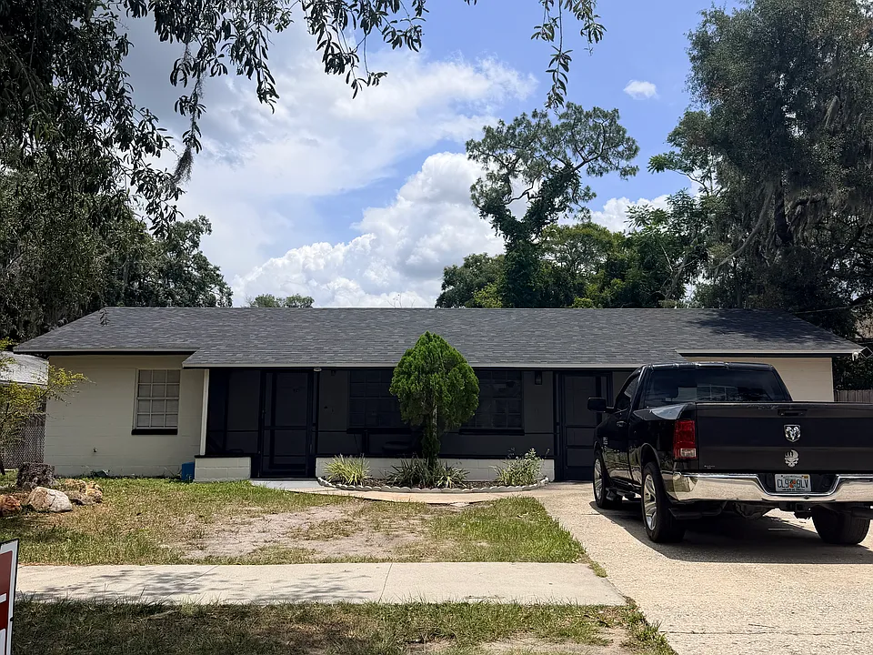 419 N Center St #419