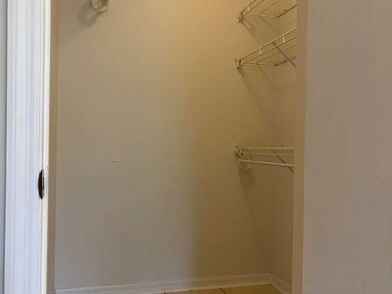 834 Croton Rd — Photo 11