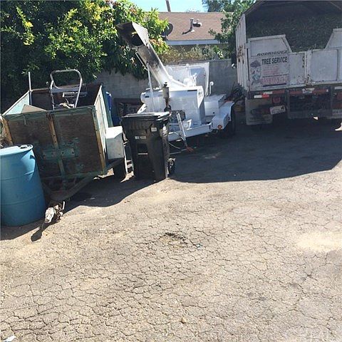 2nd image of 5410 Carlin St