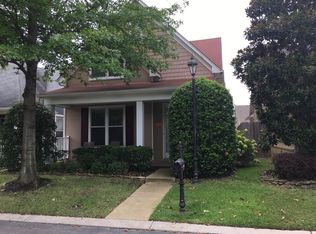 1359 Island Town Dr, Memphis, TN 38103