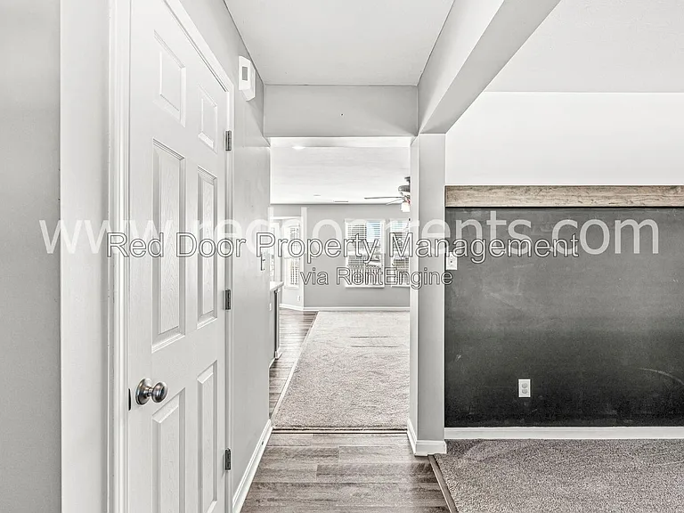 2313 Trefoil Dr — Photo 8