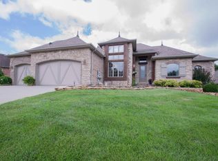 2367 S Cedar Dr, Springfield, MO 65809