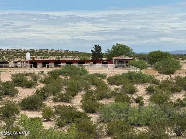 970 Valley Vista Dr, Anthony, NM 88021