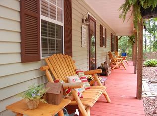 200 Shanda Ln, Thomasville, NC 27360