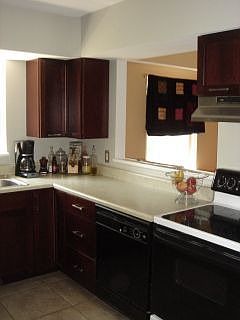 5th image of 706 Boschert Dr