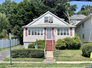 473 Shaler Blvd, Ridgefield, NJ 07657