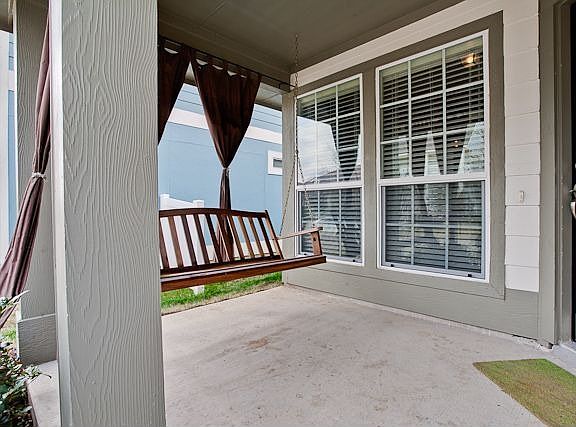 3rd image of 1212 King George Ln