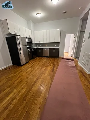 Rented by Fifth & Forever LLC | media 20