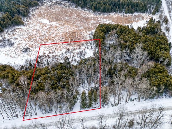 279 Brown Rd, Montague, ON K7A 0G4