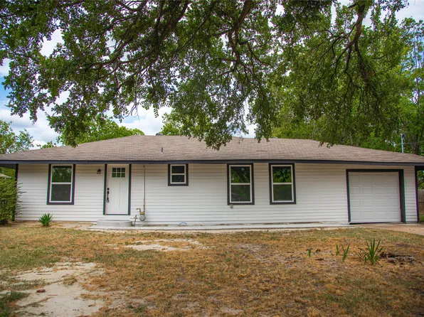 3907 Langford St, Greenville, TX 75401