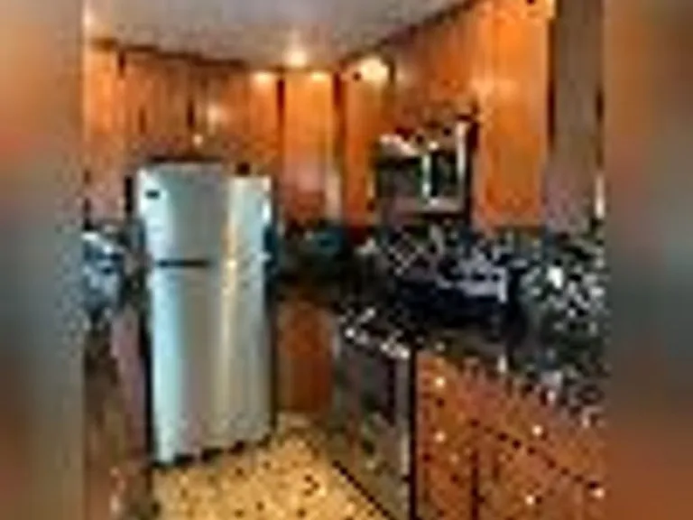 920 Castlewood Dr — Photo 15