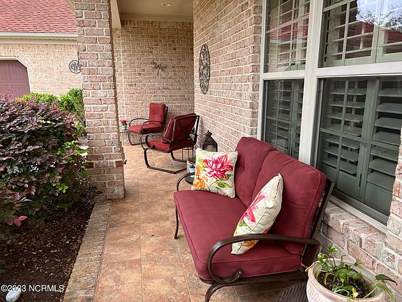 5th image of 2195 Villamar Drive