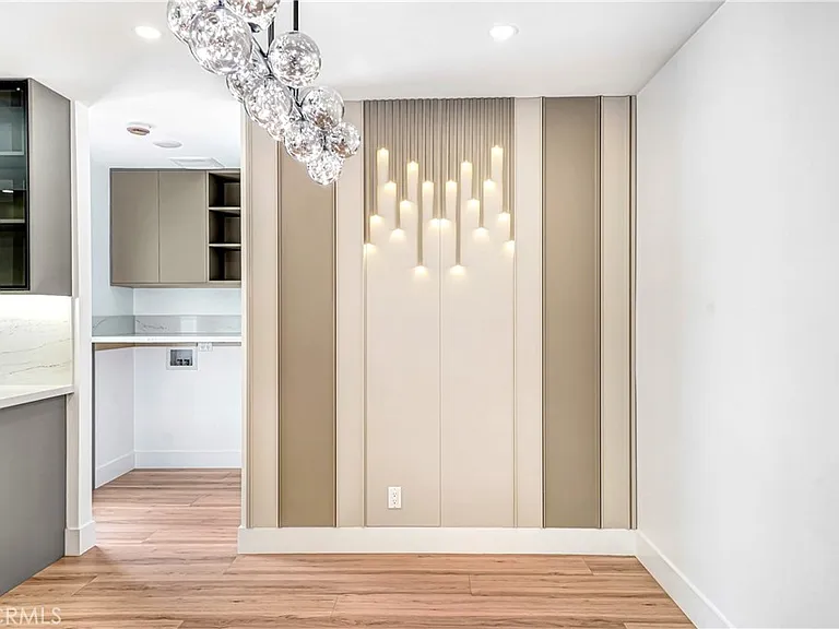 6722 Katherine Ave — Photo 16