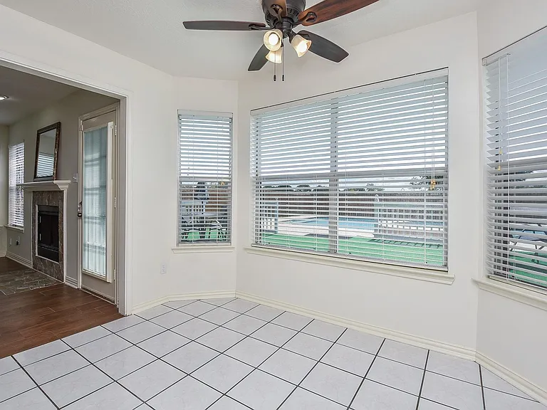 4026 Almond Lake Dr — Photo 20