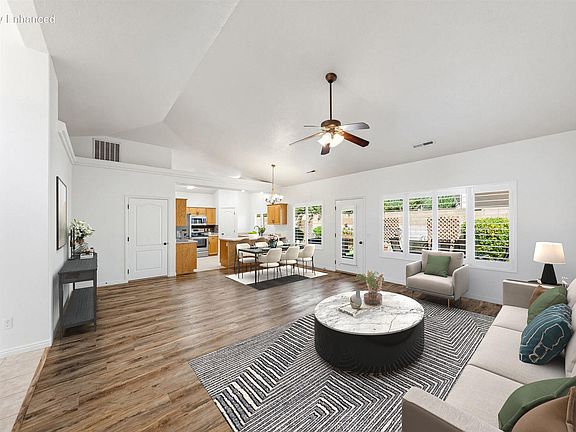 4th image of 740 W Lobo Ln