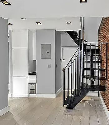 2nd image of 459 W 50th St #4V