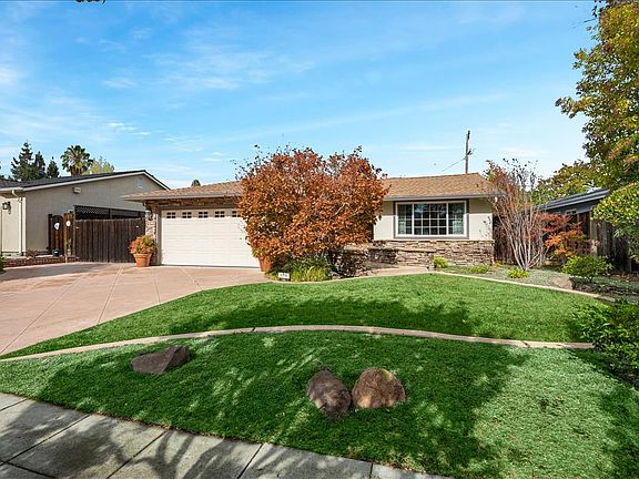 2nd image of 6719 Dartmoor Way