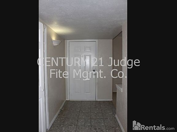 2nd image of 613 Beechwood Dr
