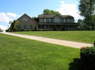 306 Mount Manor Rd, Manor, PA 15665