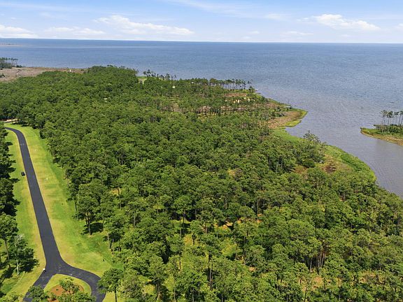 3rd image of 143 River Watch Rd #15