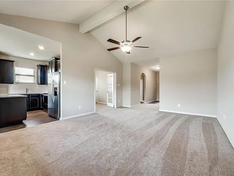 228 Ryan St — Photo 17