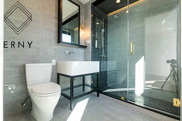 Rented by ERNY LLC | media 13