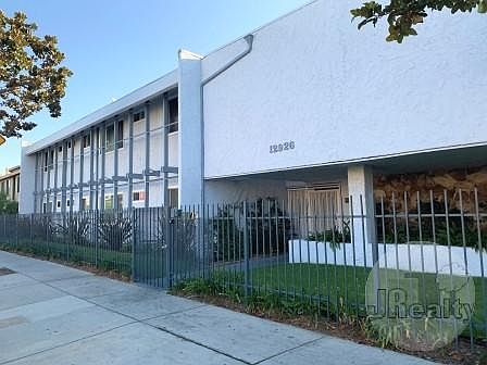 3rd image of 12926 Doty Ave #28
