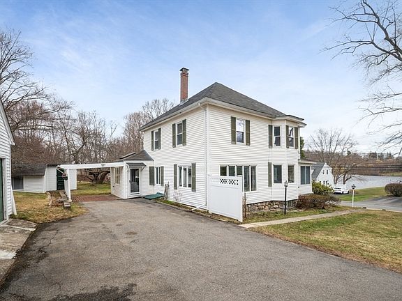 3rd image of 64 Whitehall Rd