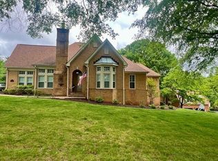 5911 Sulgrave Rd, Roanoke, VA 24018