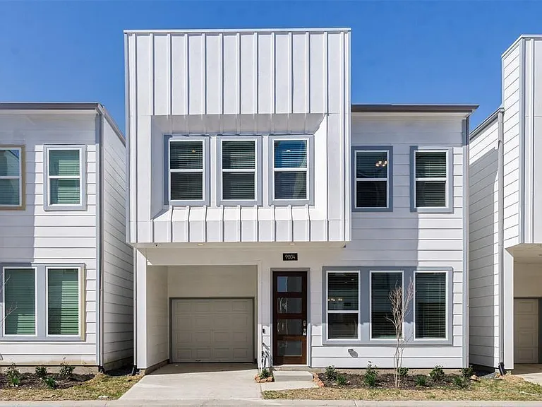 7705 Rainbow Close Ln — Photo 1