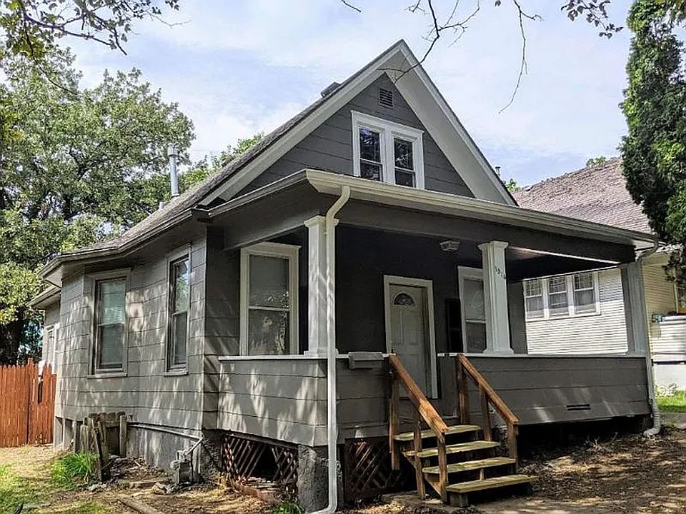 1st image of 1014 N 32nd St