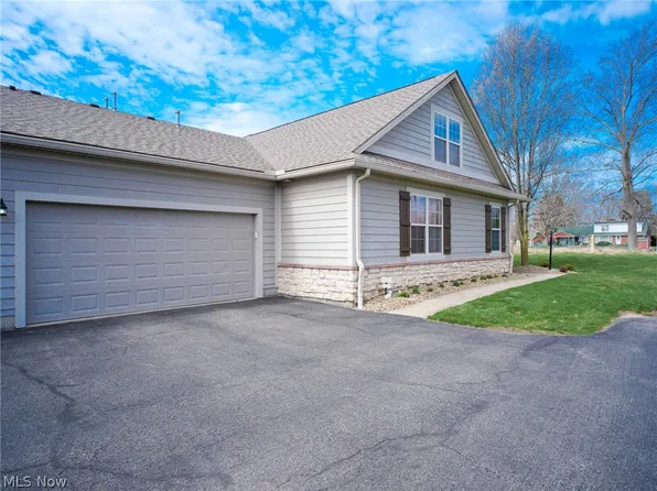 9151 Springfield Rd Unit 503, Poland, OH 44514