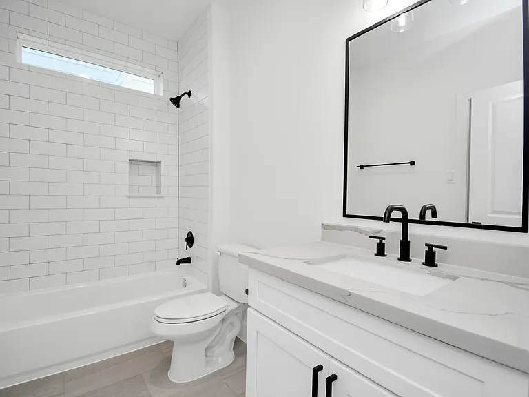 1507 Robin St #B — Photo 7