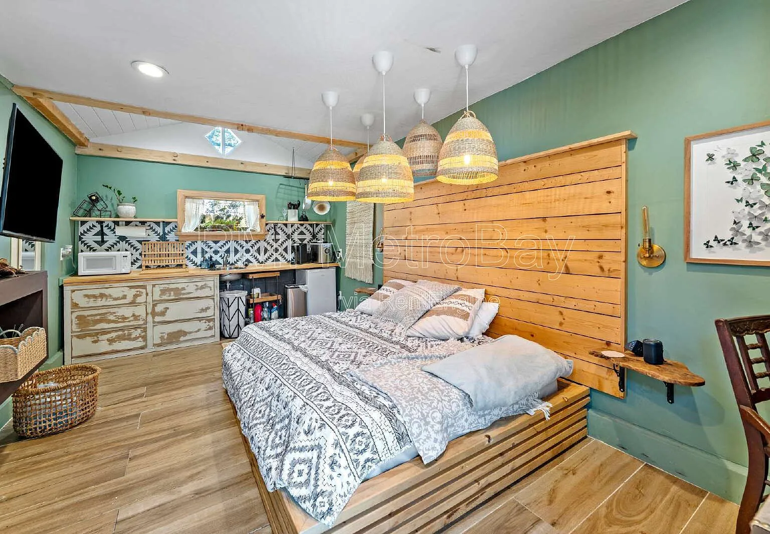 Studio, 1.0 bath, 60 sqft, $1,350 — Photo 2