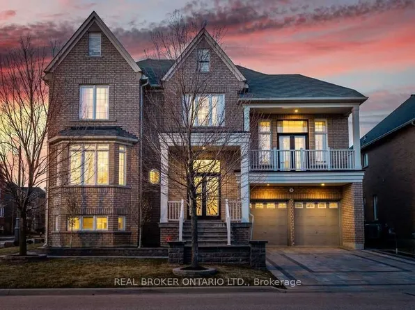 2 Tarmack Dr, Richmond Hill, ON L4E 0E6