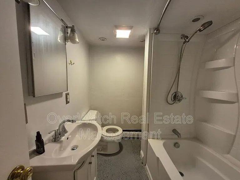 1403 Valarian St #B — Photo 8