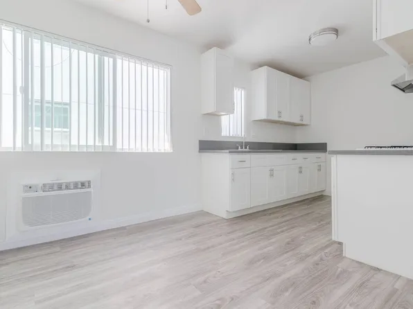 del14766, 14766 Delano St APT 11, Van Nuys, CA 91411