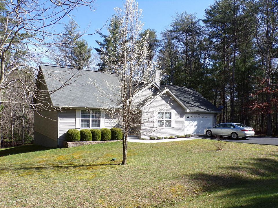 1st image of 107 Stratford Dr